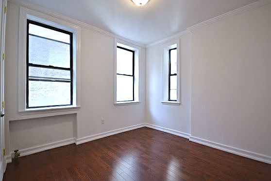 4th image of 7 Cornelia St APT 3d