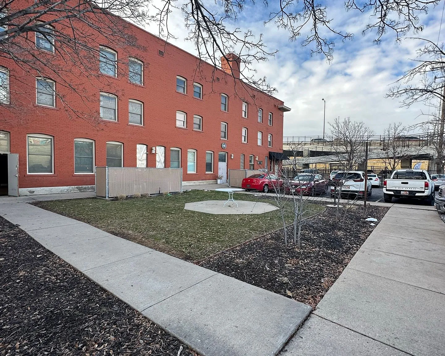 New Brigham Apartments — Photo 4