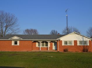 1134 Eagle Crest Rd, Centralia, IL 62801