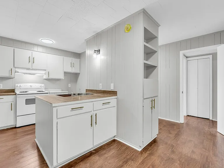 308 N McCrary Rd #15 — Photo 6