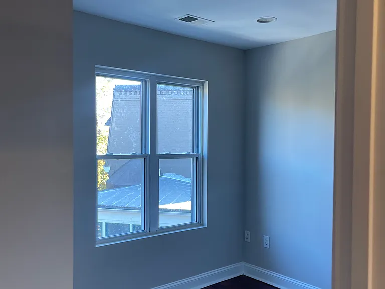 543 Florida Ave NW — Photo 7