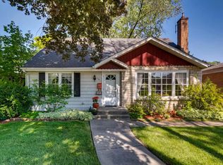 541 N Rose Ave, Park Ridge, IL 60068