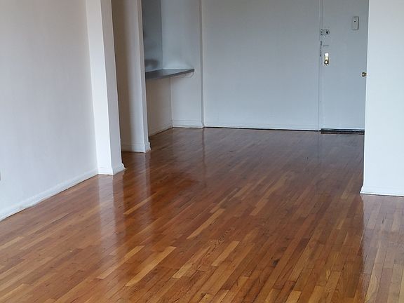 living/dining room combo