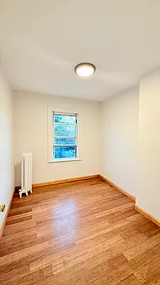Bedroom, photo 2