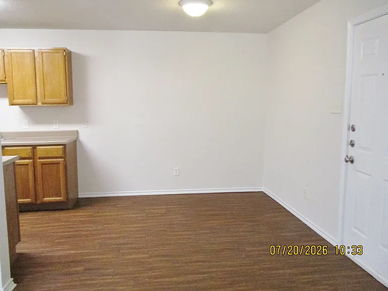 8130 Marydean Ave — Photo 4