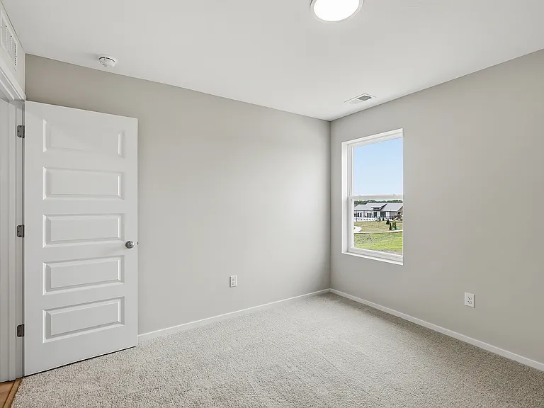 1424 SE Vantage Point Dr — Photo 22