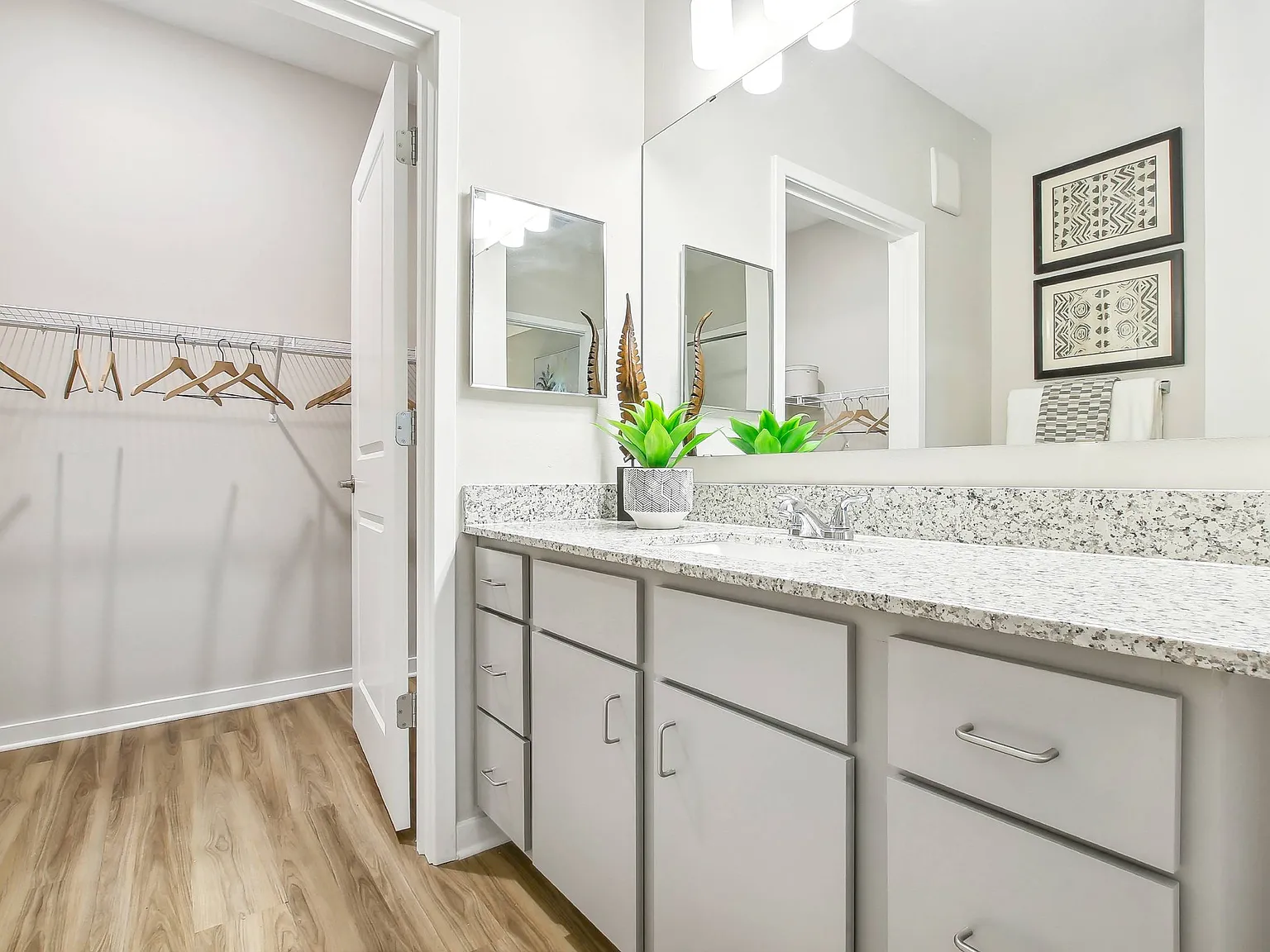 Westshore Palm Bay — Photo 2
