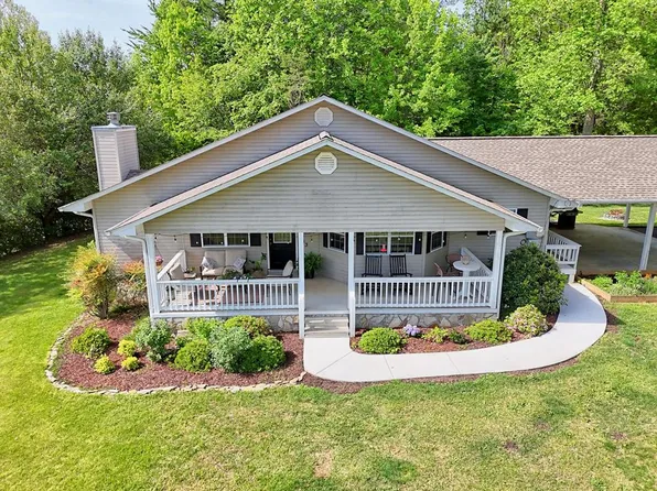 43 Ed Sexton Dr, Blairsville, GA 30512