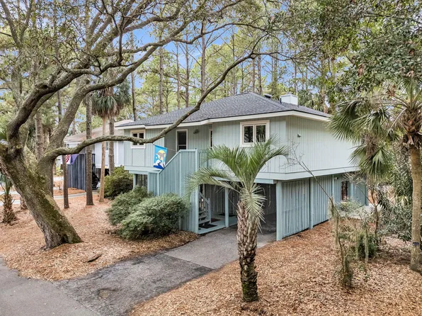 38 Twin Oaks Ln, Isle Of Palms, SC 29451
