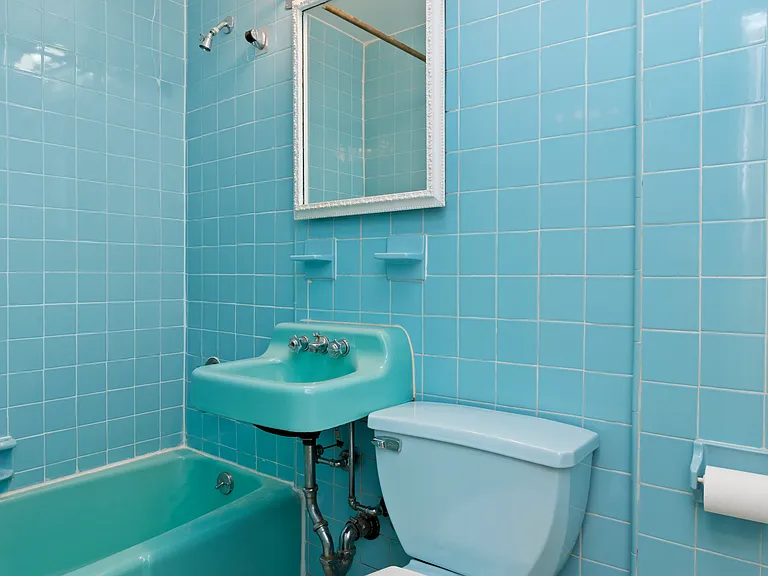 1630 2nd Ave #3RS — Photo 4