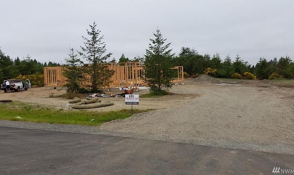 1st image of 5311 Coppermill Ct NE