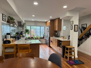 2112 Appletree St, Philadelphia, PA 19103