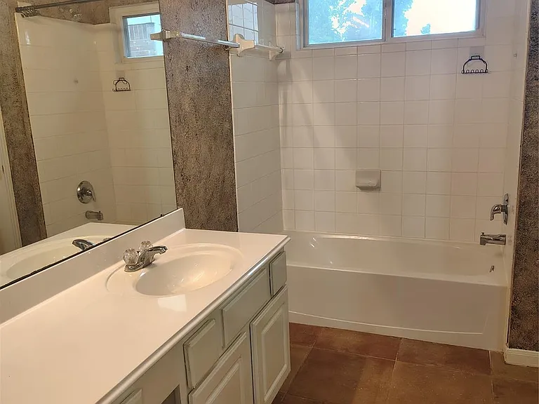 13003 Bramford Point Ln — Photo 12