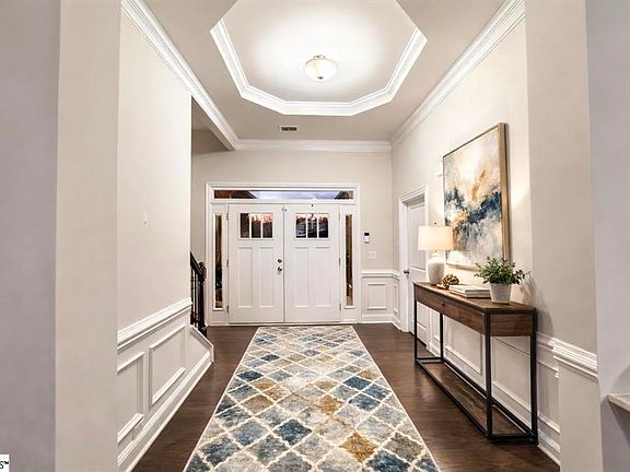 3rd image of 672 Diamond Ridge Way