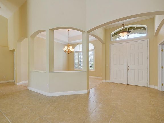 3rd image of 3337 Herringridge Dr