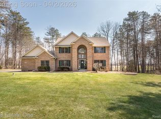 4387 Emu Dr, Pinckney, MI 48169