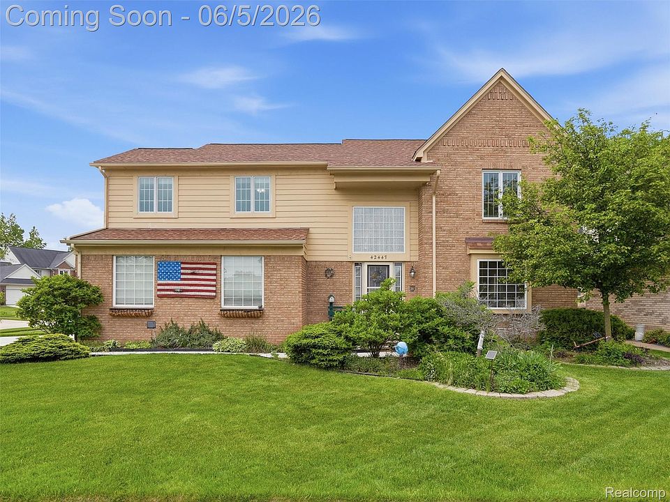 1st image of 42447 Sheridan Dr