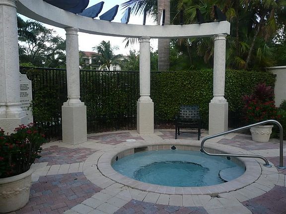 4th image of 2101 Tuscany Way