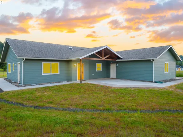 451 Evelyn St, Roseburg, OR 97471