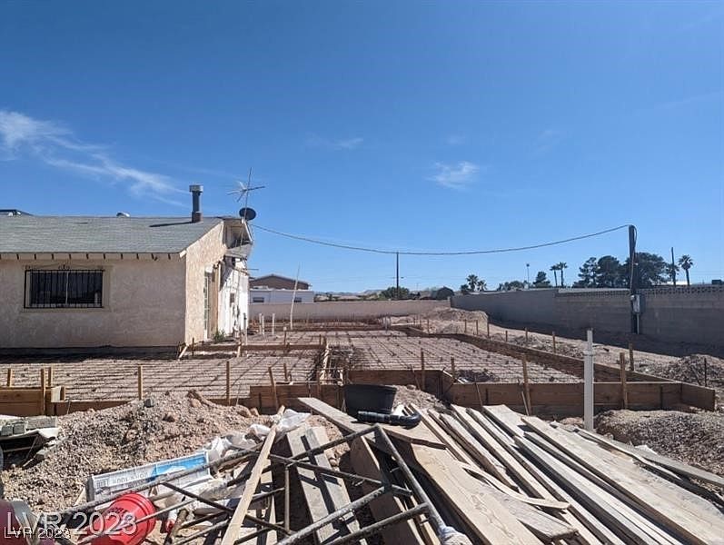 2nd image of 4445 W Mardon Ave