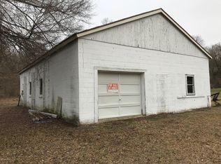 8206 W State Rd, Middleville, MI 49333