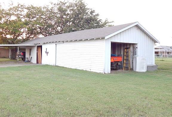 4th image of 8005 Fm 1565