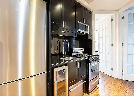 Rented by REAL New York | media 4