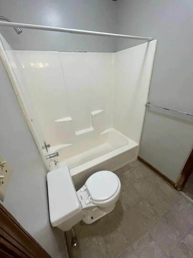 Aladdin Apartments | 404 Spaugh Street Apt C — Photo 4
