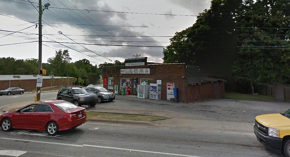 2nd image of 1383 Lees Chapel Rd