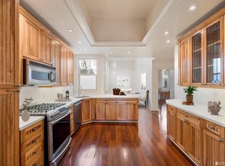 3882 17th St, San Francisco, CA 94114