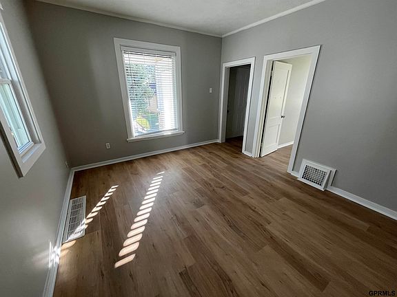 4th image of 3046 S 19th St