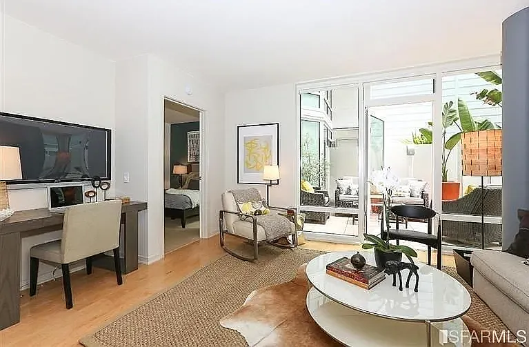829 Folsom St #206 — Photo 5