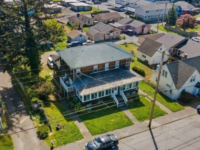 284 S 10th St, Coos Bay, OR, 97420
