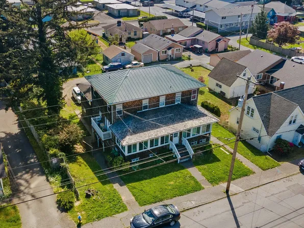 284 S 10th St, Coos Bay, OR 97420