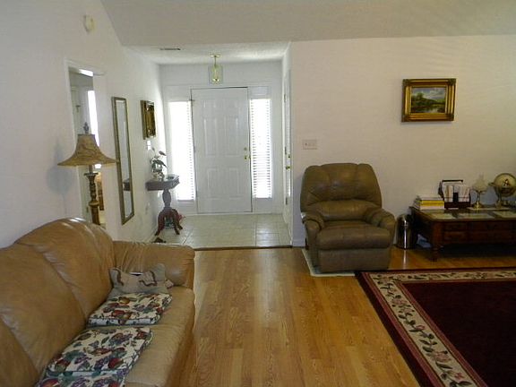 5th image of 4413 Summerlin Dr