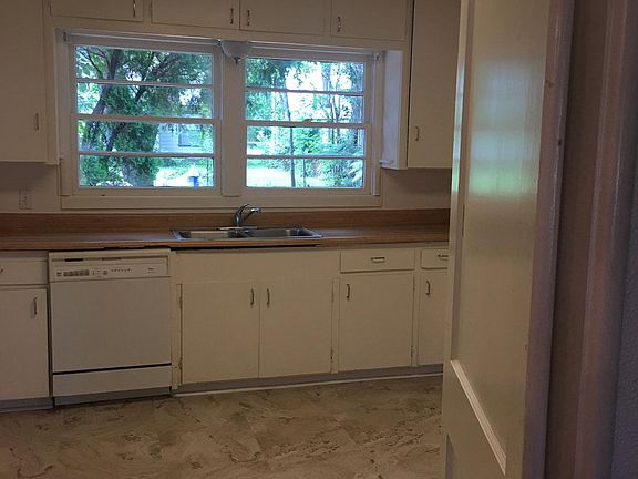 5th image of 5514 Grand Lake St