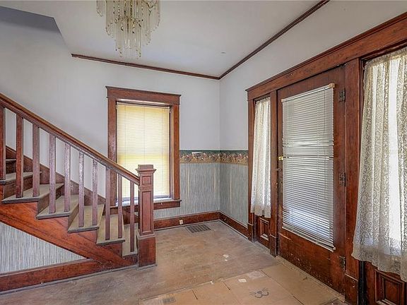 3rd image of 1040 S 55th St