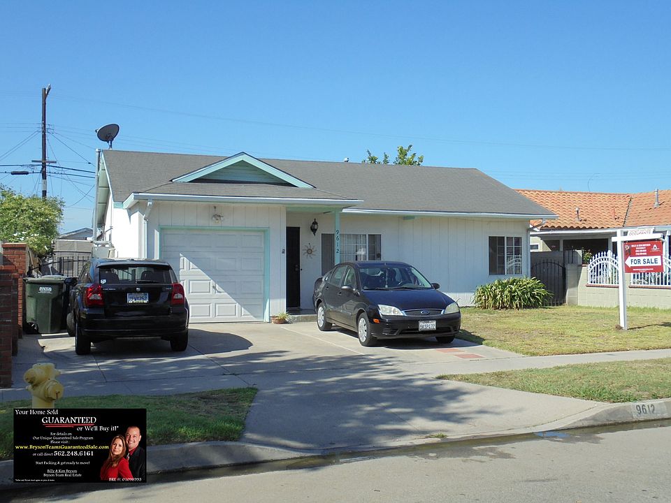 2nd image of 9612 Terradell St