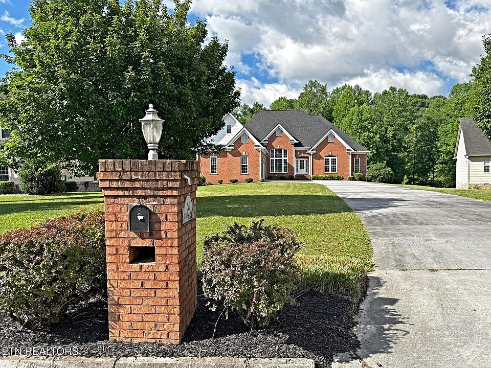1st image of 267 Paradise Ln