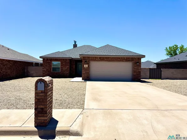 201 Almond Tree Ln, Clovis, NM 88101