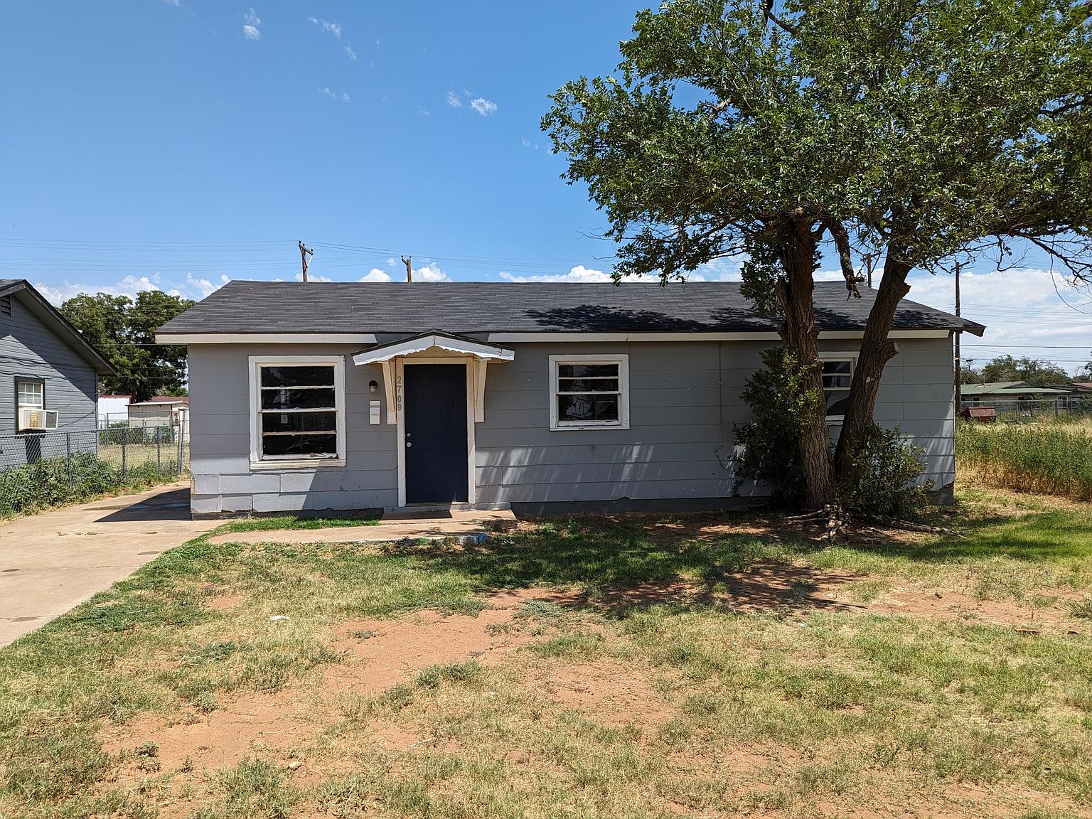 2709 E 10th St, Lubbock, TX 79403 | Zillow