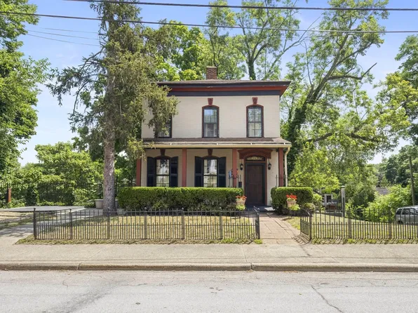 23 Market St, Niles, MI 49120