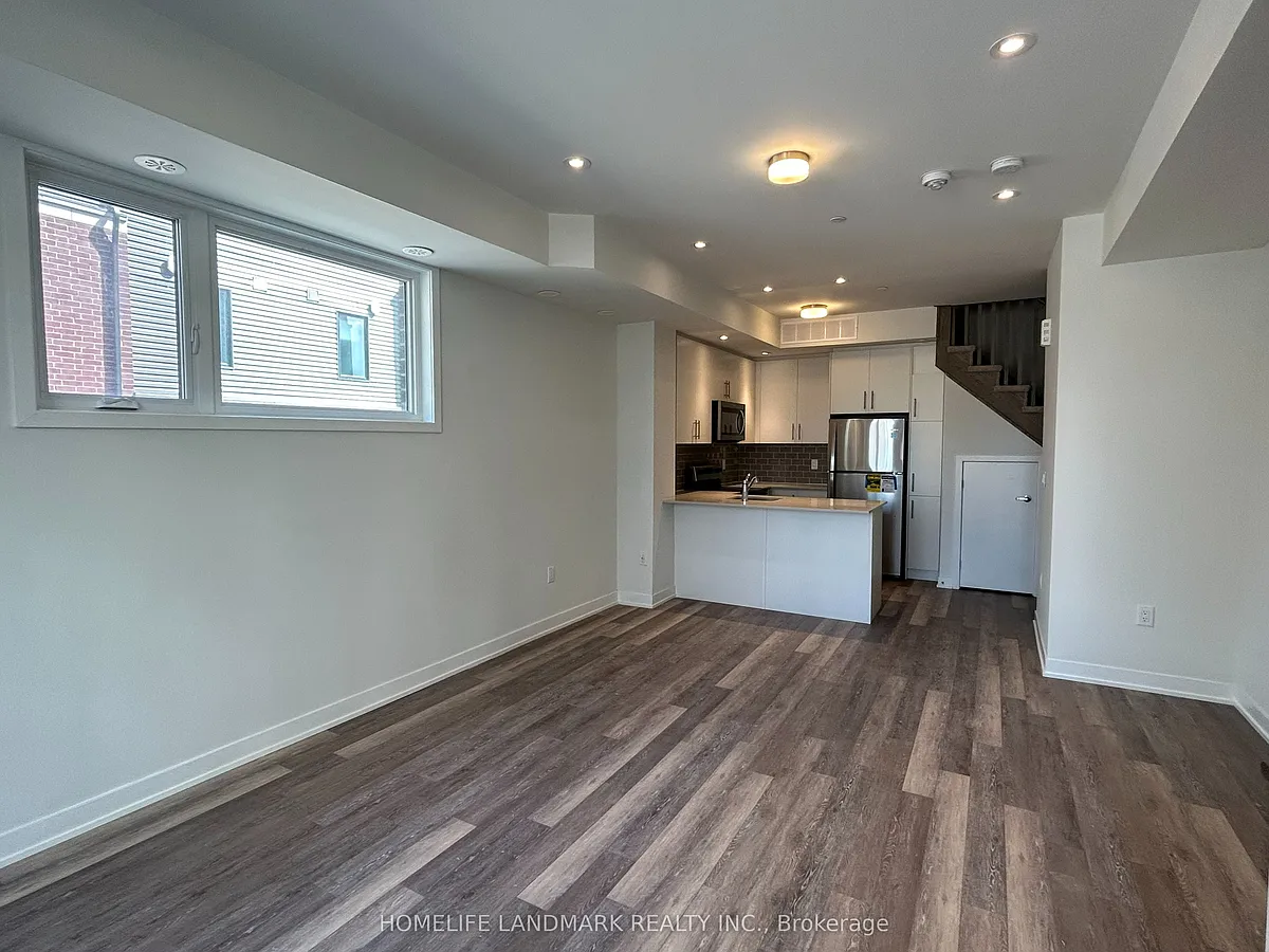 Building Photo - 3429 Ridgeway Dr #20