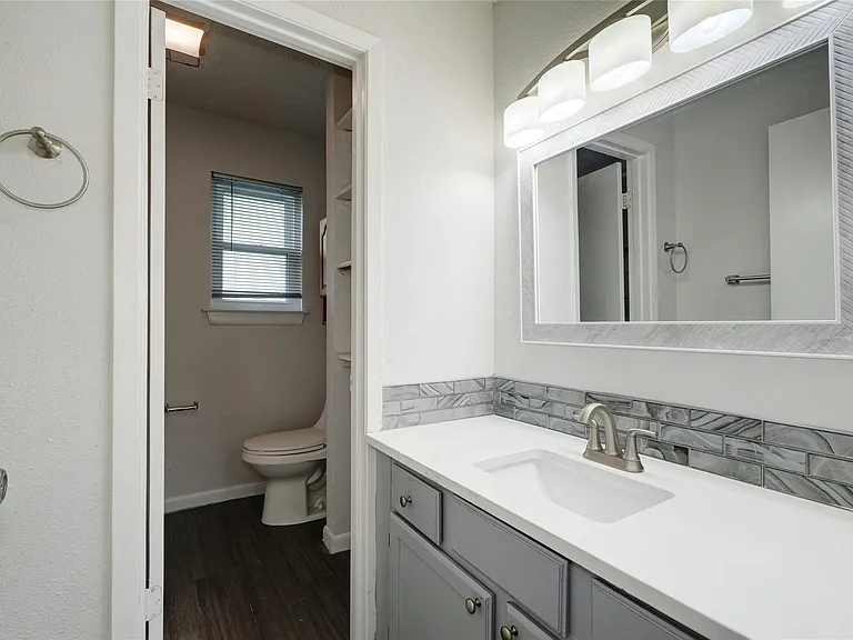 11406 Ptarmigan Dr #B — Photo 5