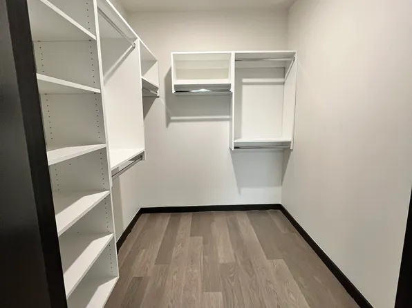 138 Mallory Avenue image 6 of 10