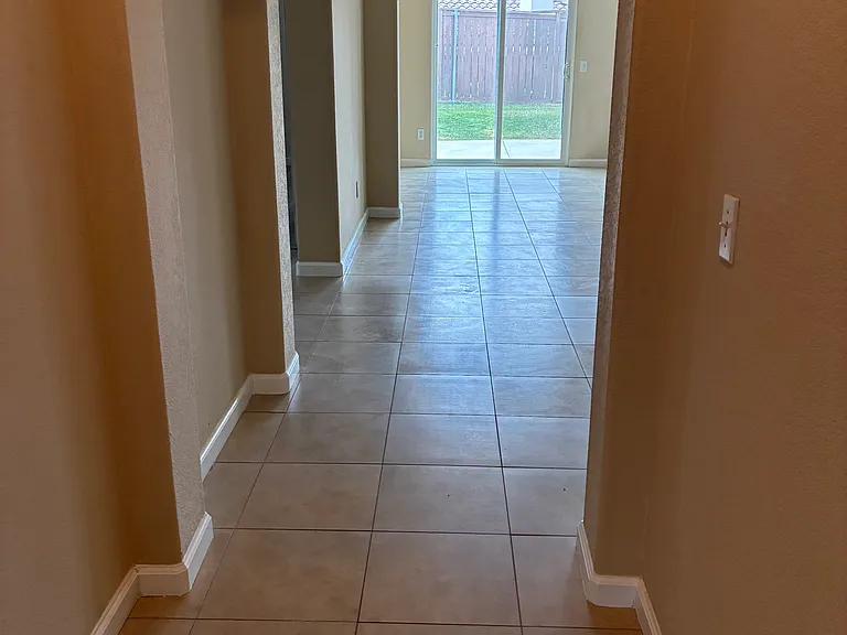32831 Aden Cir — Photo 5