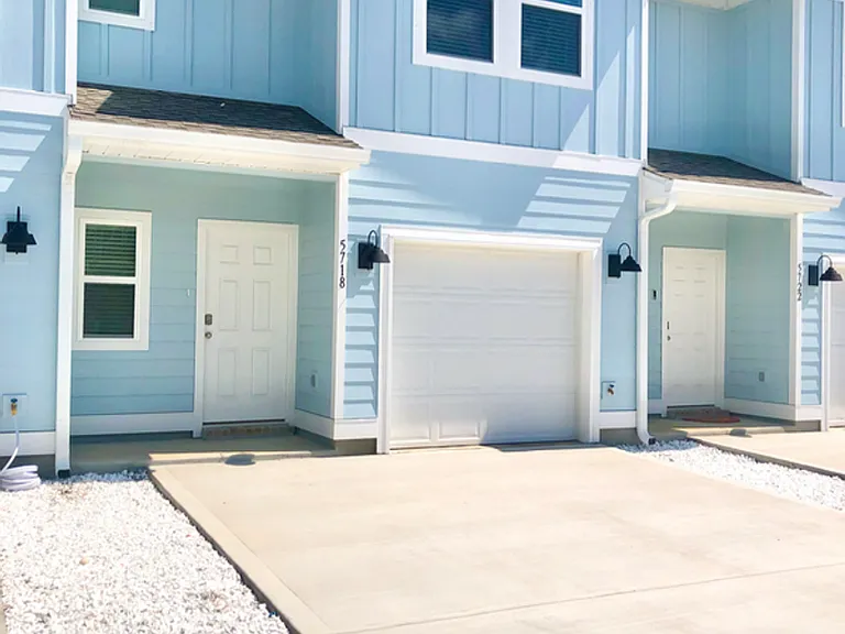 5718 Stellarjay St — Photo 1