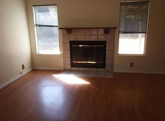 4th image of 8238 Scenic Hills Way