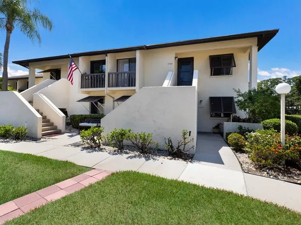 4564 Longwater Chase, Sarasota, FL