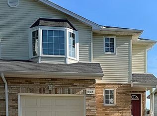 933 Thistledown Way, London, ON N6G 4Z6